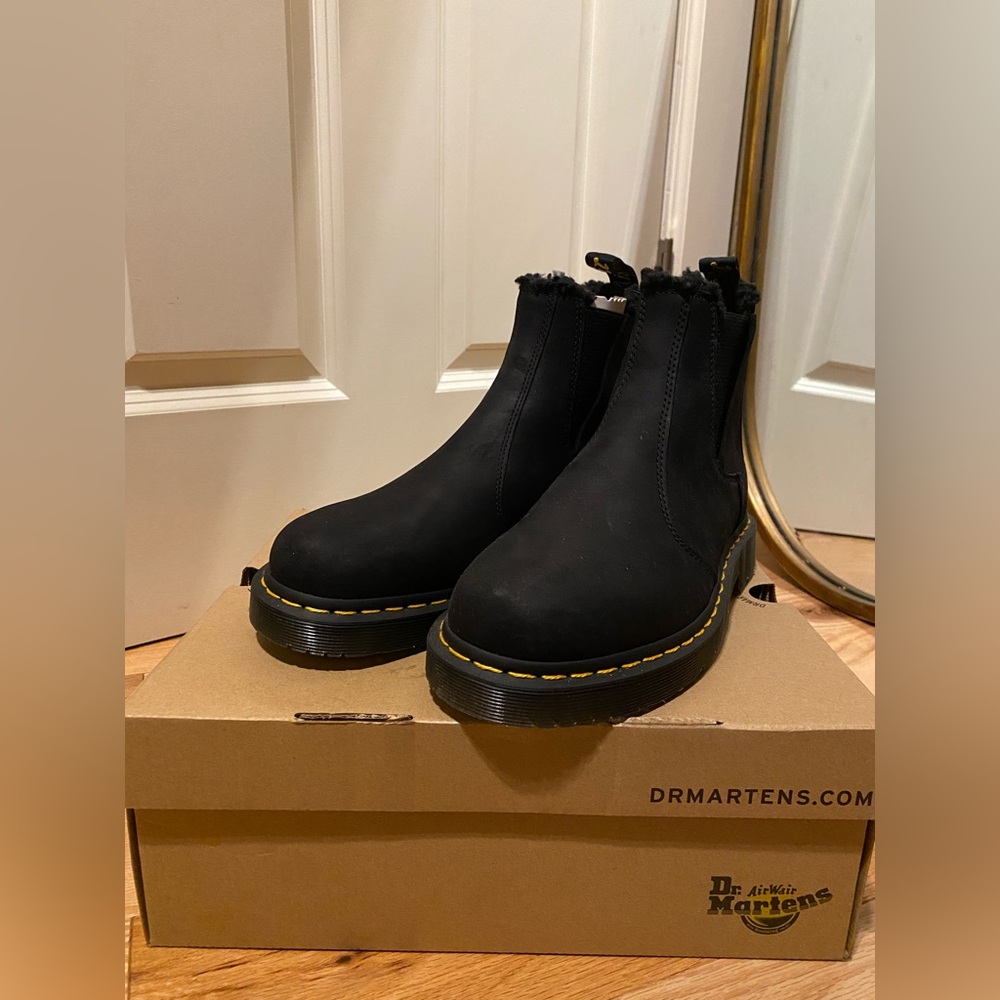 SOLD Dr. Martens Wintergrip Chelsea Boots 2976
